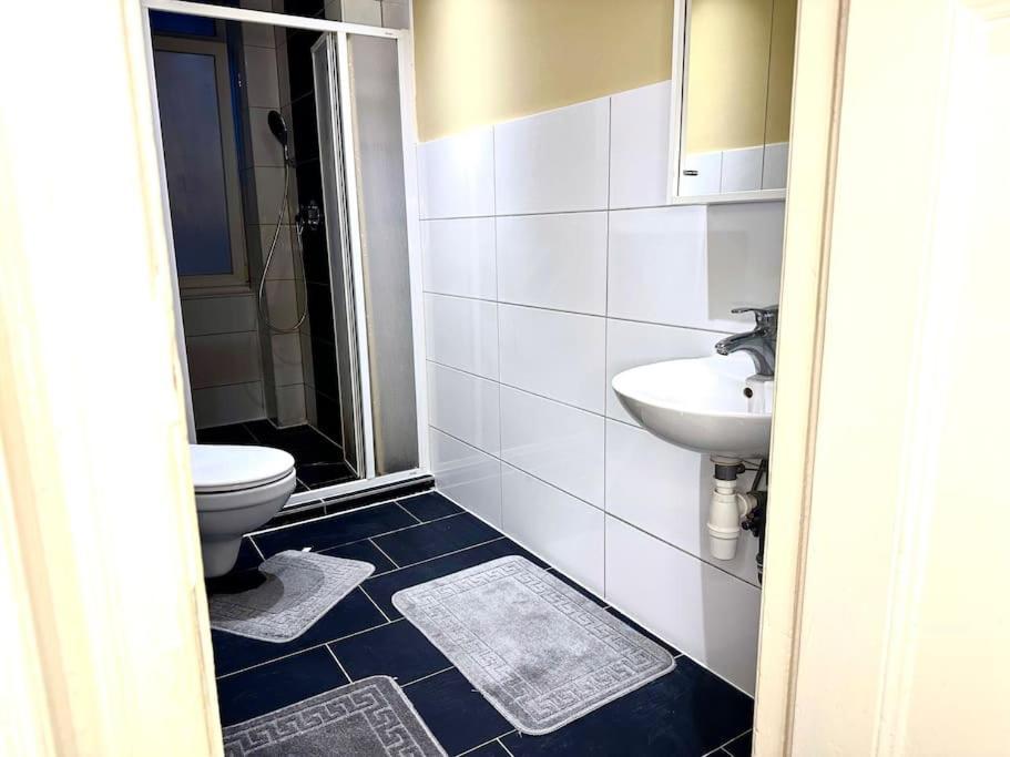 Schoenes Grosses Apartment Im Zentrum Berlins Exterior photo